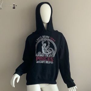 GILDAN Black Sweatshirt Size S fits S-M Hooded